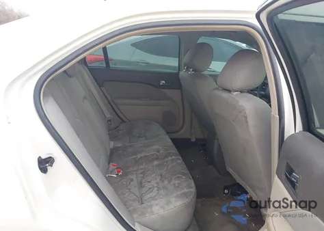 2012 Ford Fusion S z USA, uszkodzony, nr VIN 3FAHP0GA0CR275486